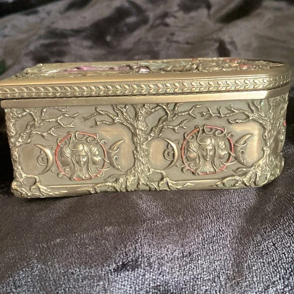Triple Moon Goddess Witch Wolf Trinket Prayer box container - Picture 6 of 10